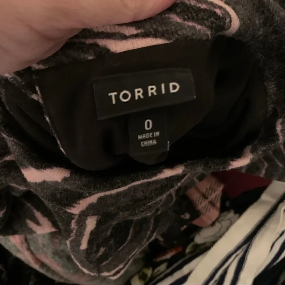 Torrid DARK GREY & PINK ZEBRA HACCI MOCK NECK TRAPEZE DRESS 0 - Picture 11 of 11